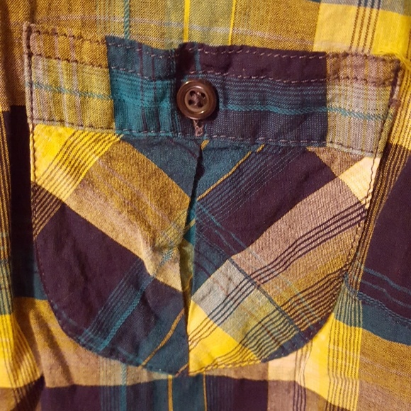Arizona short sleeve plaid button down - Picture 2 of 3